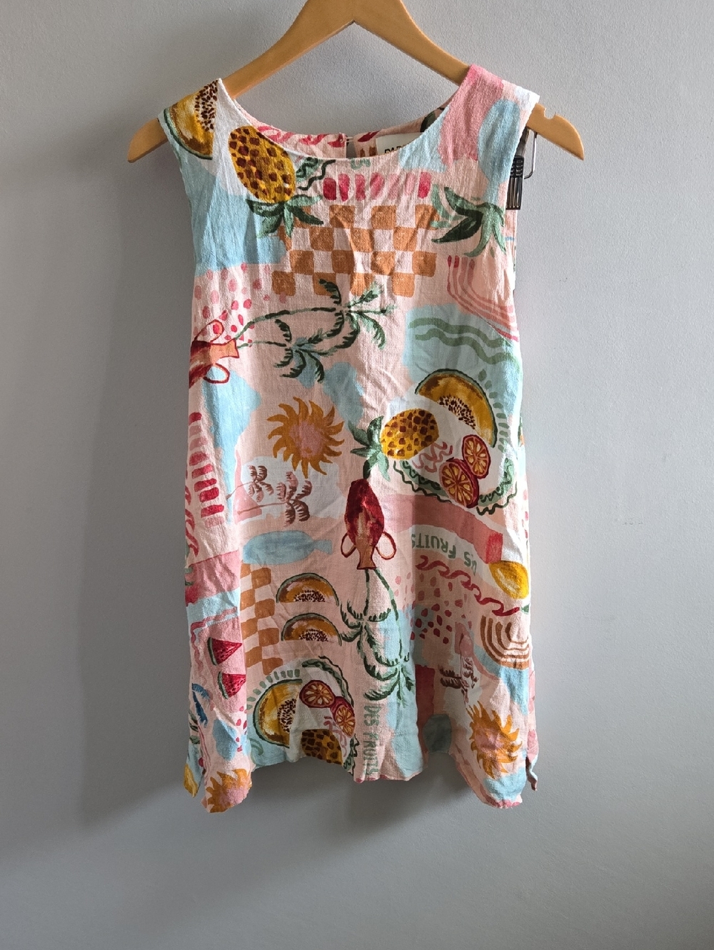 Sleeveless Tropical Print Shift Dress in Pastel Multi
